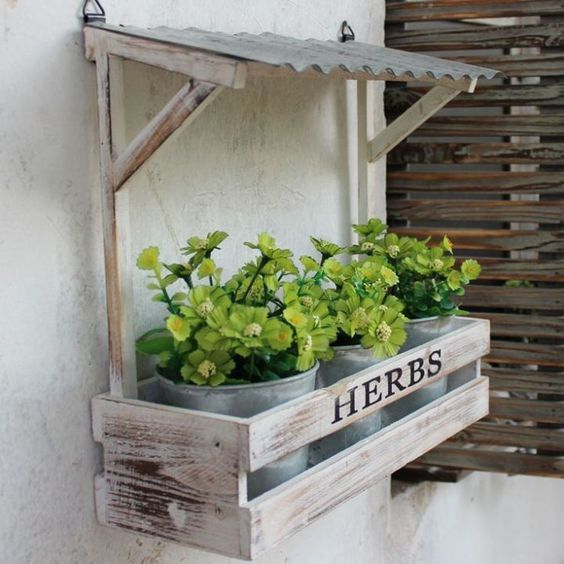 How to use wooden pallets