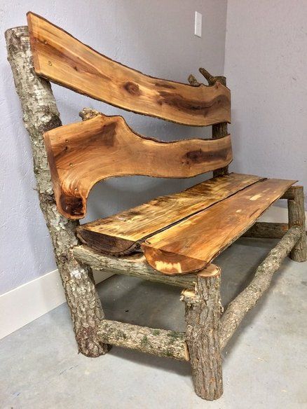 Elegantes muebles hechos con troncos