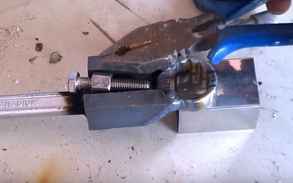 How to adapt a key for all types of adjustments