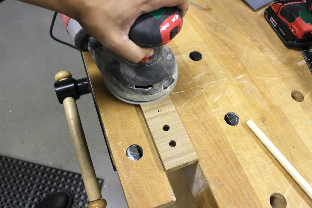 Cómo Hacer un Estante para Copas de Vino de Madera