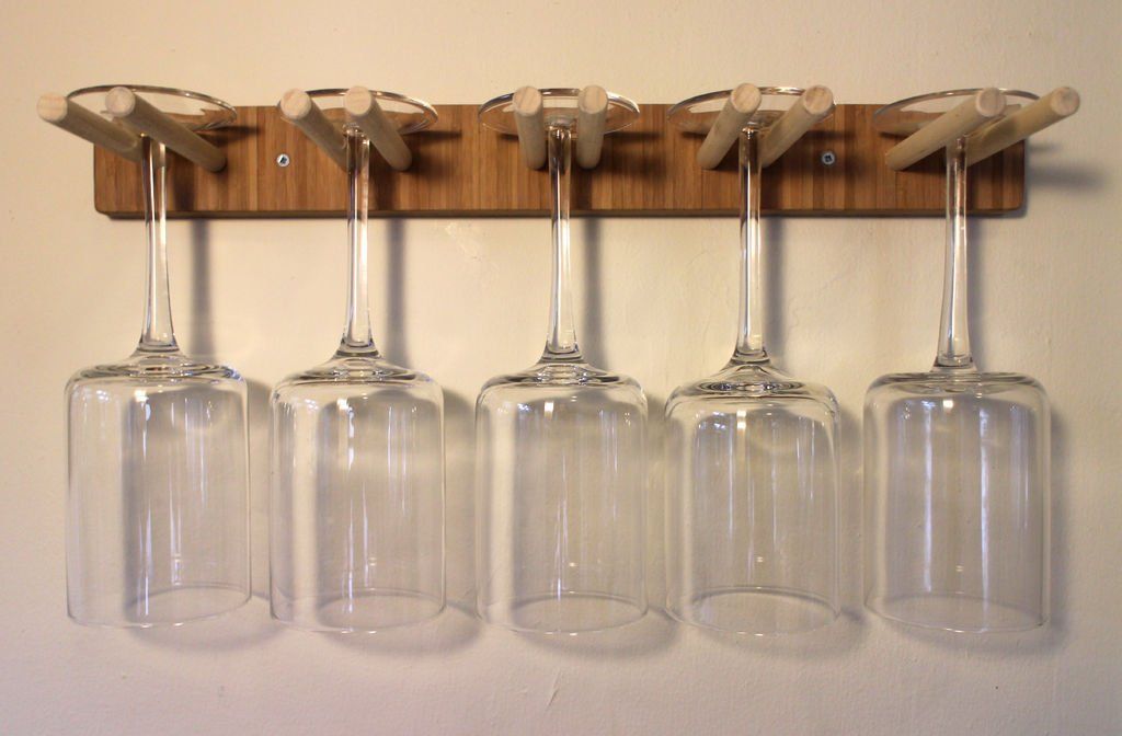 Cómo Hacer un Estante para Copas de Vino de Madera