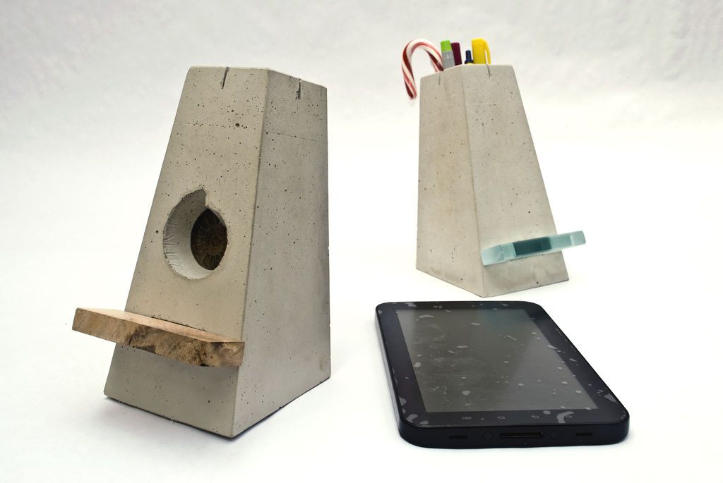 Concrete Stand for your iPad