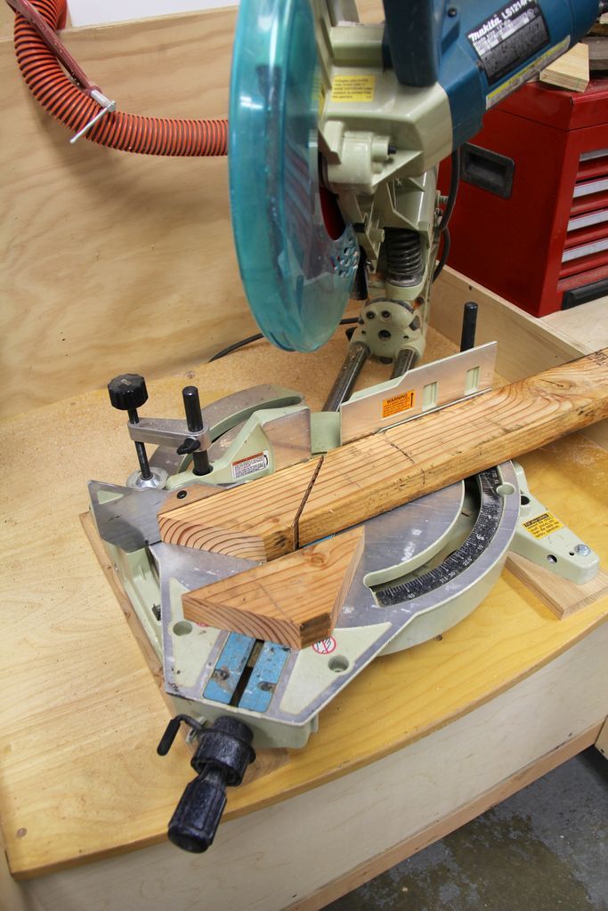 How to Build Corner Shelves