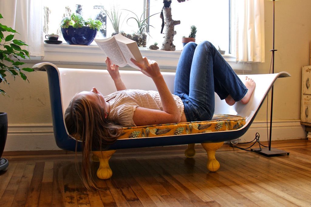 Bathtub sofa