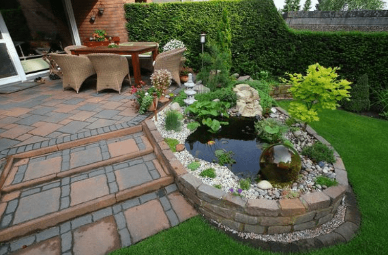 17 ideas para colocar un estanque en tu jardín