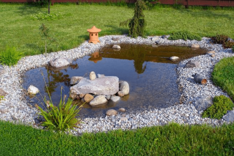 17 ideas para colocar un estanque en tu jardín