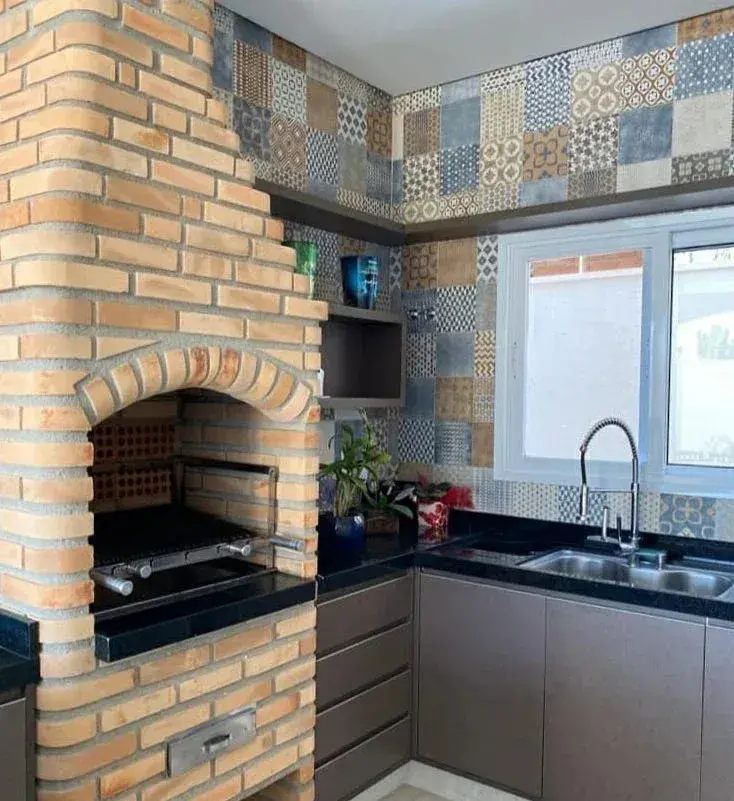 Cómo construir barbacoas hechas con ladrillos: guía completa para tu jardín